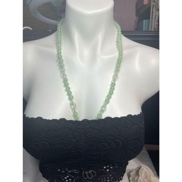 BEAUTIFUL exquisite 14k gold icy green jade necklace